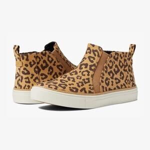 NIB TOMS Camo Brown Leopard Print High Top Sneakers Women's Size 7.5